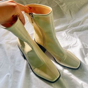 SOLD Block heel cream boots
